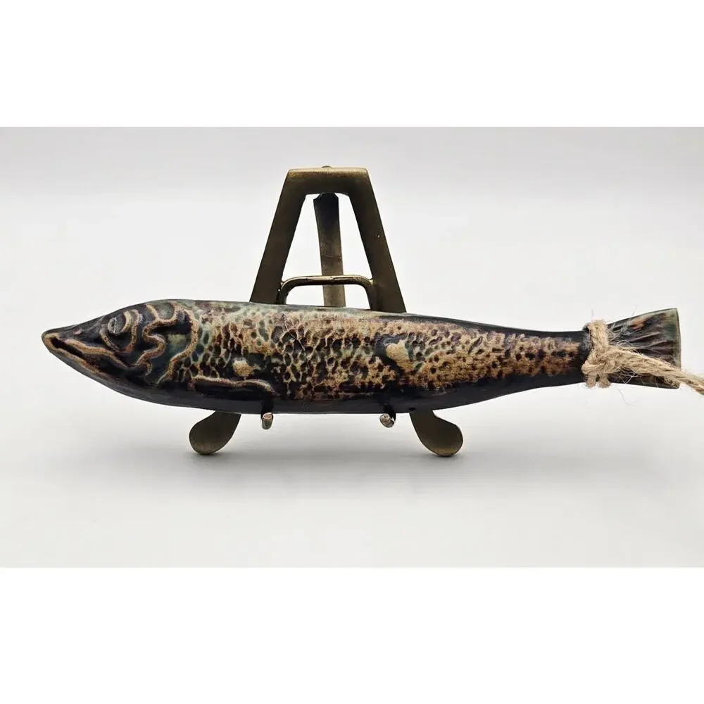 Decorative Fish Display - Picture 1 of 7